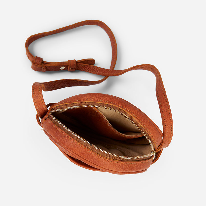 Kyah Full-Grain Leather Circle Crossbody Bag – Handcrafted in Ethiopia - Image 4