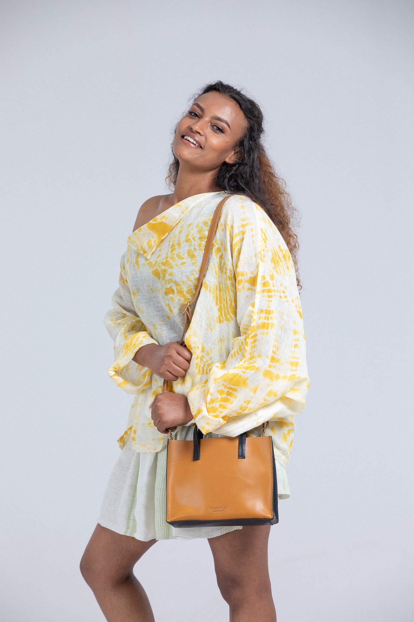 Avila Mini Leather Tote Bag – Handcrafted in Ethiopia - Image 2