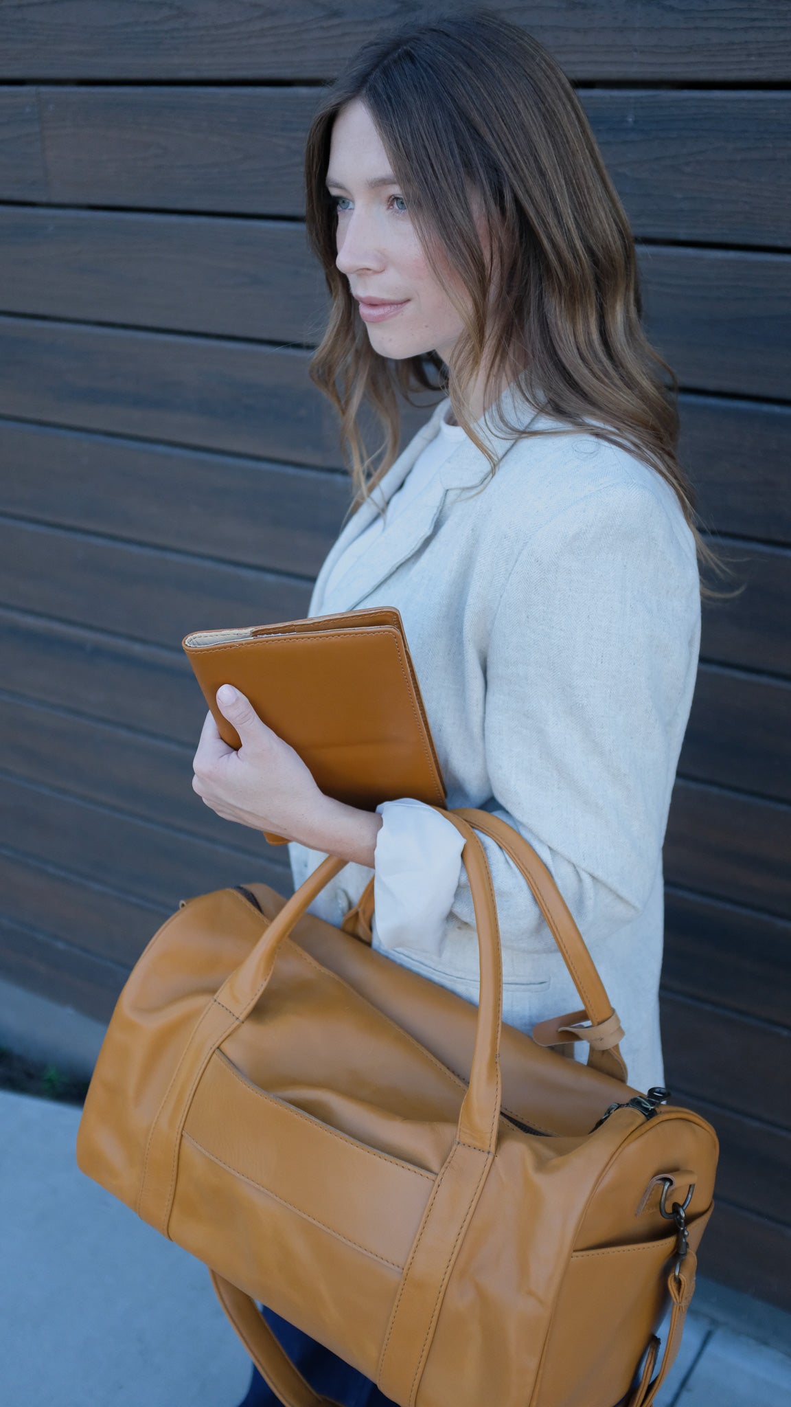 San Ysidro Full-Grain Leather Weekender Duffle – Handcrafted in Ethiopia - Image 2