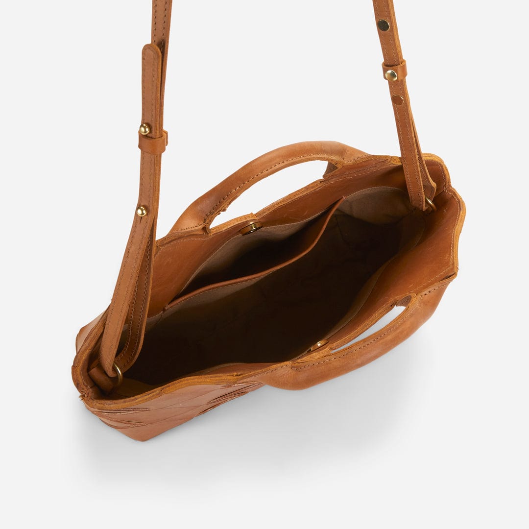 Acacia Woven Ethiopian Leather Handbag – Handcrafted in Ethiopia - Image 4