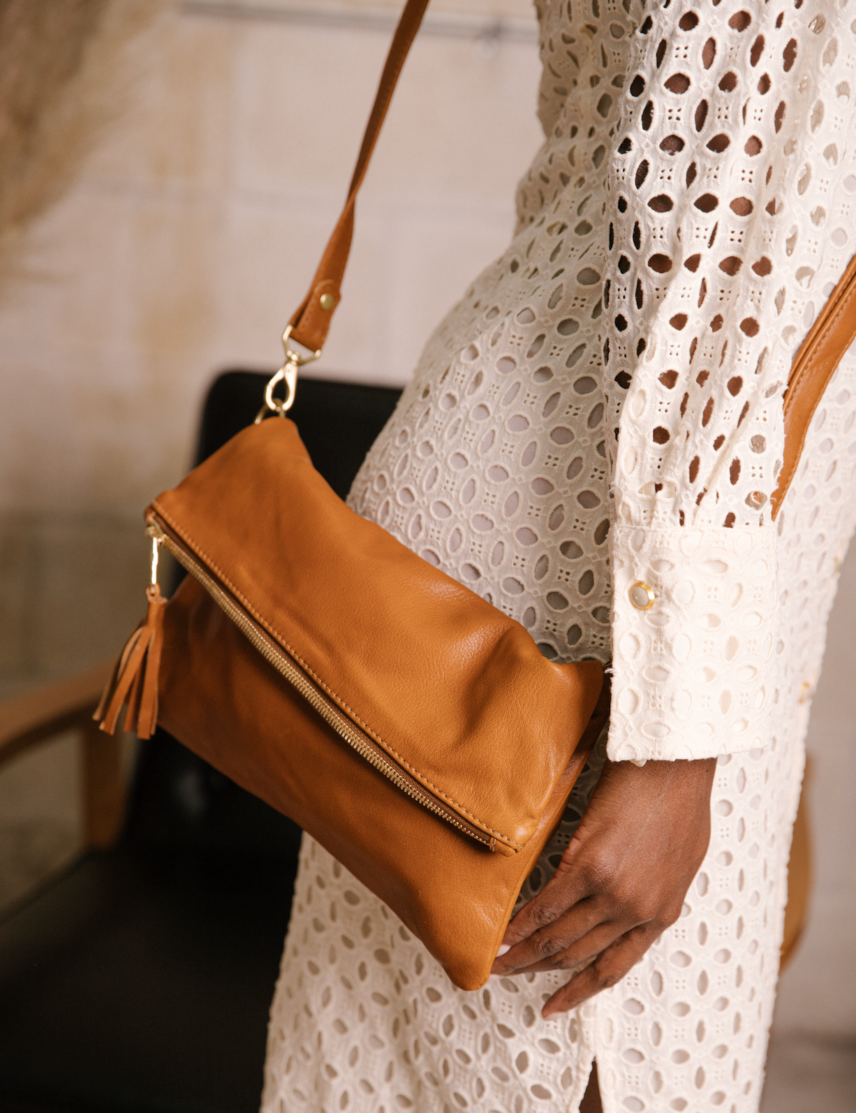 Makeda Full-Grain Ethiopian Goat Leather Crossbody Bag – Handcrafted in Ethiopia - Image 2