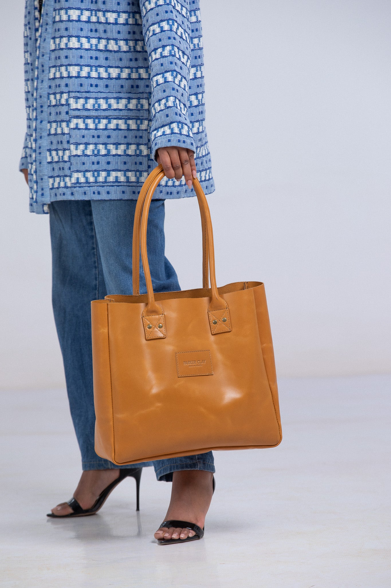 Merkato Signature Leather Tote – Handcrafted in Ethiopia - Image 2