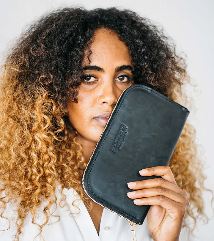 Zahra Full-Grain Leather Accordion Wallet – Black, Handcrafted in Ethiopia - Image 2