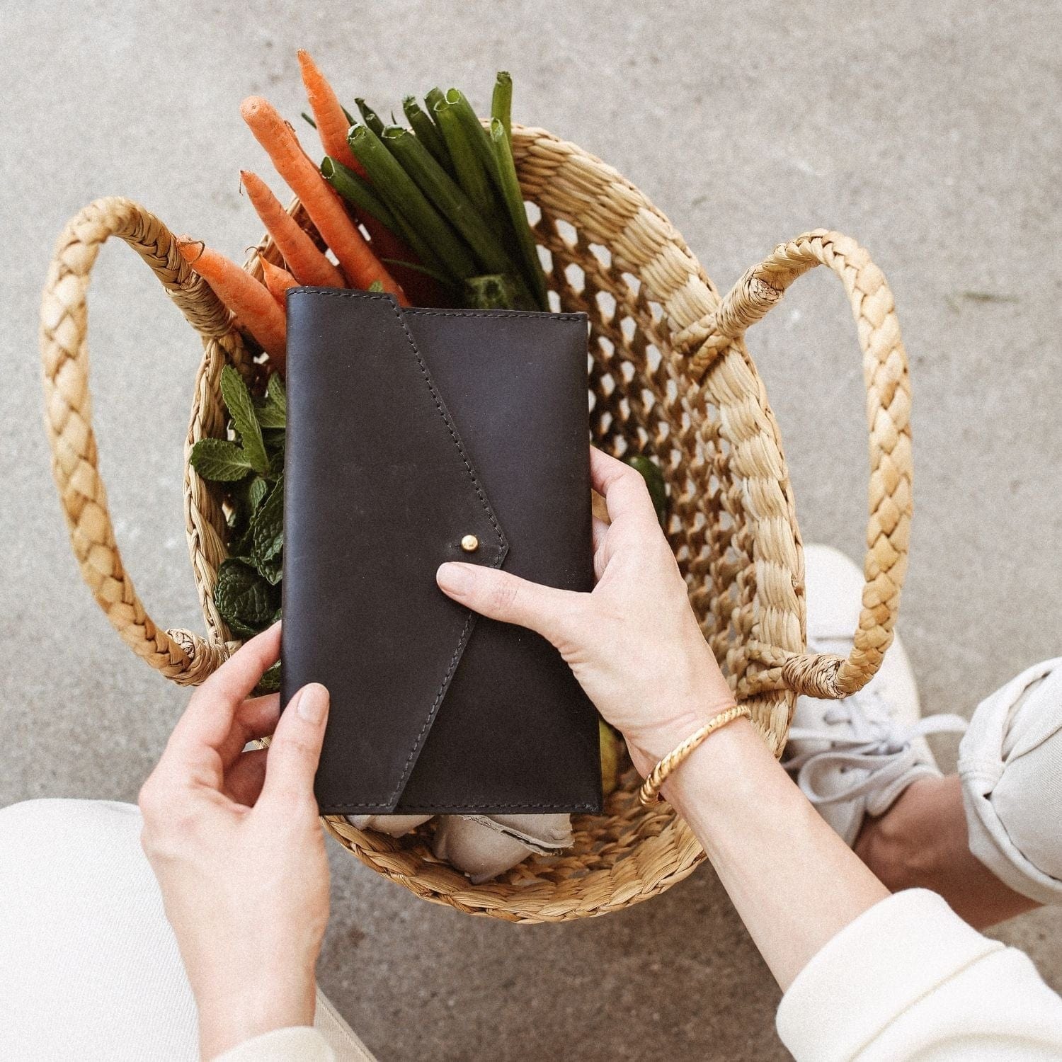 Abeba Full-Grain Leather Envelope Clutch – Black, Handcrafted in Ethiopia - Image 2